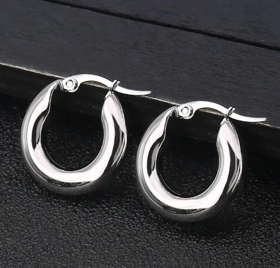 Glossy Golden Ear Buckle